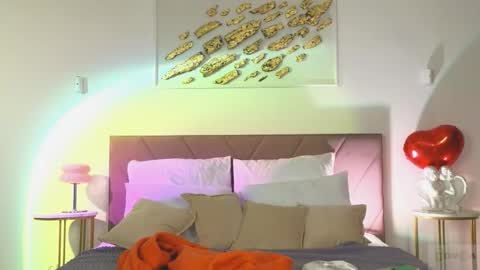 Nicole online show from February 22, 9:39 pm