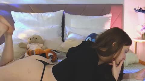 Nicole online show from November 28, 10:06 pm