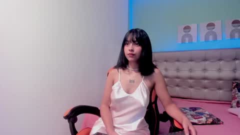 Nicol online show from December 9, 8:12 pm