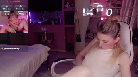 Nicole online show from January 10, 1:00 am