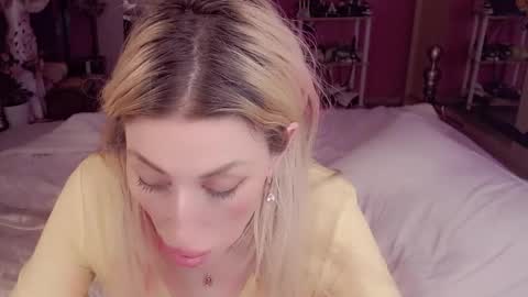 Nicole online show from January 11, 5:24 am