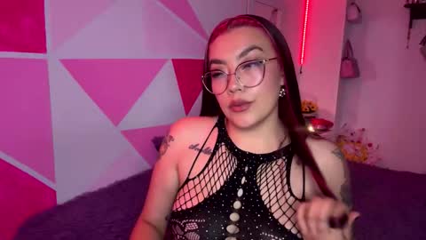 Nicole online show from February 25, 5:33 am