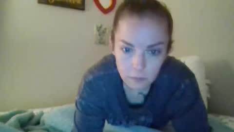 Nicole online show from March 3, 1:23 pm