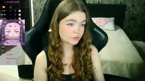 NicoleMeew online show from June 13, 7:46 pm