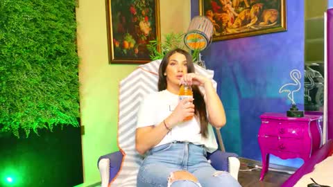 Snapshot of nicollepalmer chatting on September 24, 3:30 pm Nicolle online show from September 24, 3:30 pm