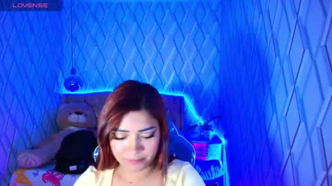 Nicolle Miley online show from November 4, 3:41 am