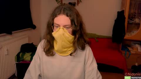 Snapshot of nidonist chatting on January 9, 8:11 pm nidonist online show from January 9, 8:11 pm