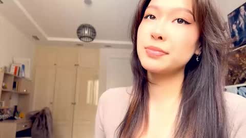 Hanna online show from March 3, 7:04 am