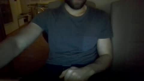 nieznajomy33 online show from May 22, 9:10 pm