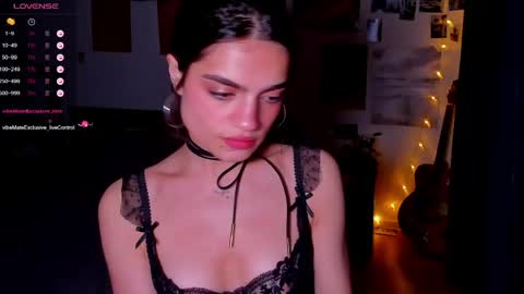 Daisy online show from May 6, 6:58 pm