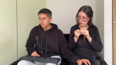 Night Scorpion online show from April 5, 7:44 pm