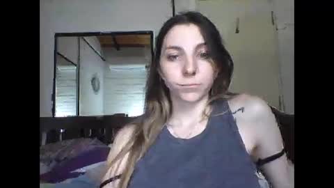 Cam online show from October 31, 4:07 pm