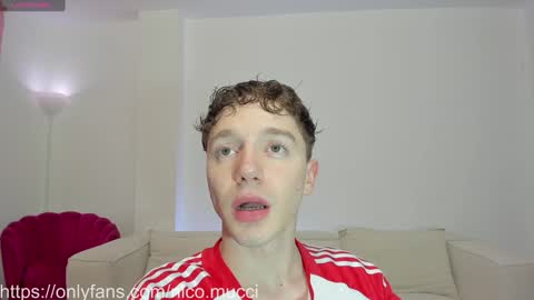 Nicolas Mucci online show from December 30, 4:53 am