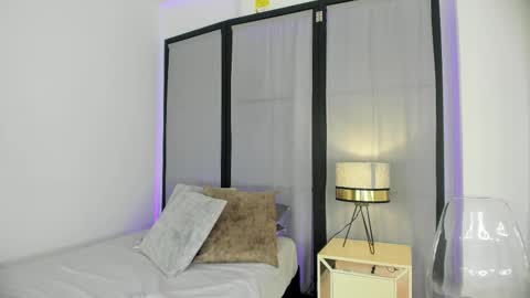 Niicole online show from March 13, 10:02 pm