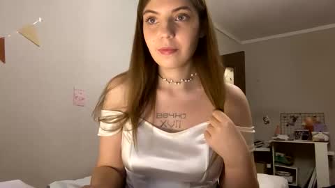 nikastardust online show from February 2, 9:45 pm