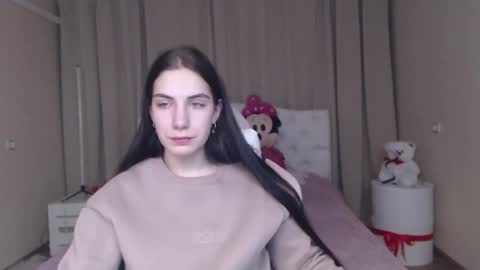 nikastarkk online show from February 3, 2:53 am