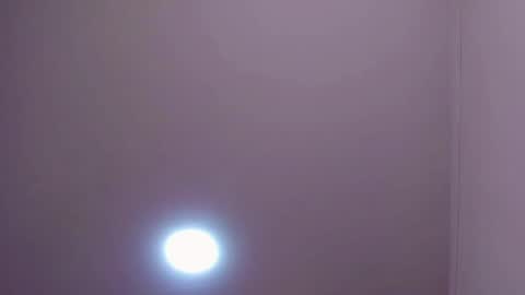 Niki online show from April 8, 7:39 pm