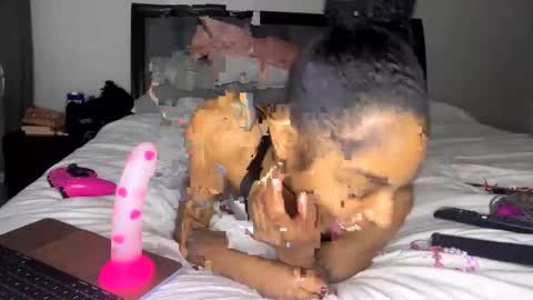 nikitalove104 online show from October 29, 11:27 pm