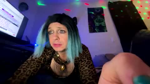 Nikki Neverland online show from April 23, 10:45 am