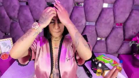 nikky_latin online show from February 15, 3:53 am