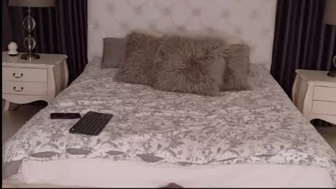 Niko Lynn online show from March 21, 8:19 am