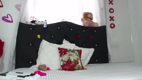 nikol_winick online show from February 28, 3:04 pm