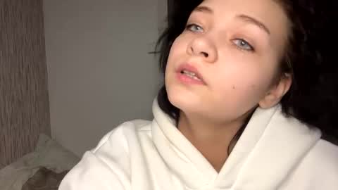 nikoli_naw online show from January 29, 8:25 pm