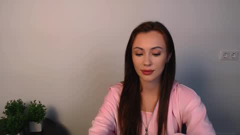 Snapshot of nikonara_ chatting on October 22, 2:19 pm nikonara_ online show from October 22, 2:19 pm