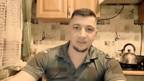 NikQRedhot online show from February 20, 12:21 am