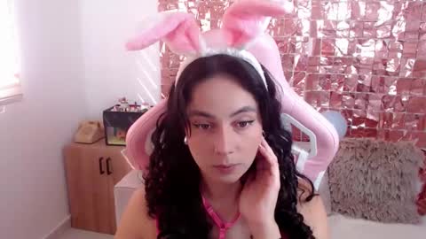 Snapshot of niky_blue chatting on October 8, 1:06 pm niky_blue online show from October 8, 1:06 pm