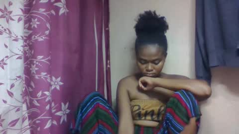 nilah online show from December 2, 12:47 pm