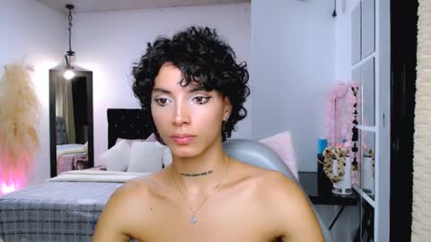 Nilam online show from February 9, 11:46 pm