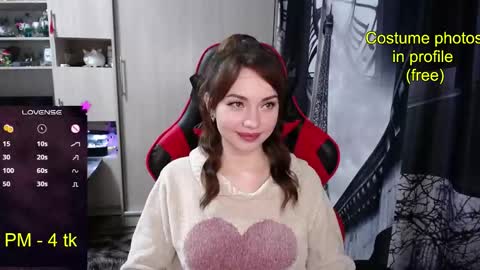 Nimfeya online show from December 15, 8:05 pm