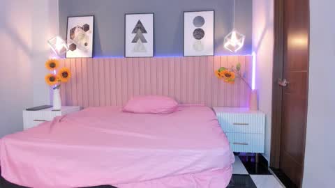 nina_ford_ online show from September 16, 3:08 am