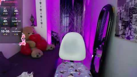 Nina online show from February 27, 3:37 pm