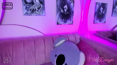  Heyyy guys Im Ninas crazy  online show from December 10, 7:11 pm