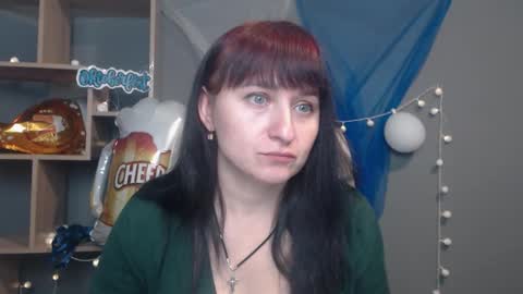 ninaflawlees online show from October 10, 11:49 am