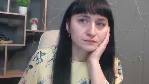 ninaflawlees online show from November 29, 1:30 pm