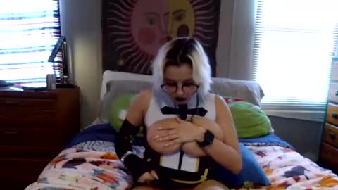 Nina Rei online show from February 23, 4:13 pm