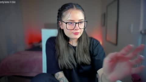 ninavolkov online show from March 2, 11:42 pm