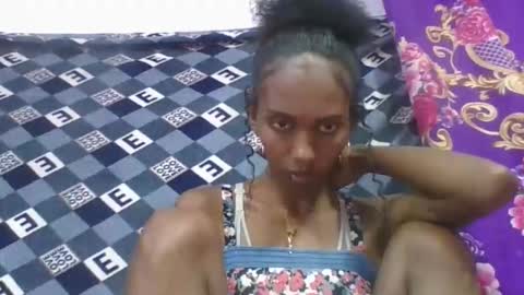 ninie246746 online show from March 9, 5:45 am