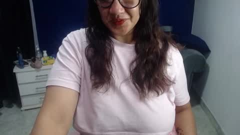 ninimature online show from December 10, 1:44 pm