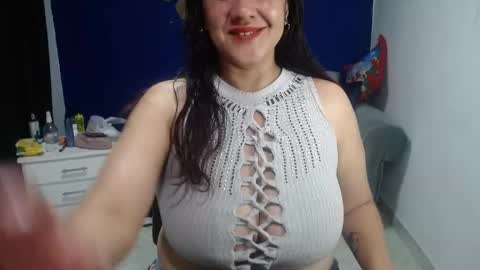 ninimature online show from December 21, 2:19 am