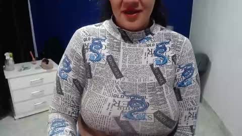 ninimature online show from January 17, 3:11 pm