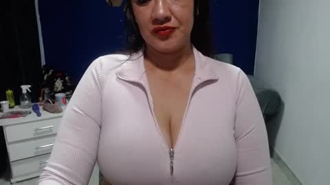 ninimature online show from January 13, 1:17 pm