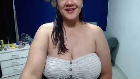 ninimature online show from February 1, 2:26 am