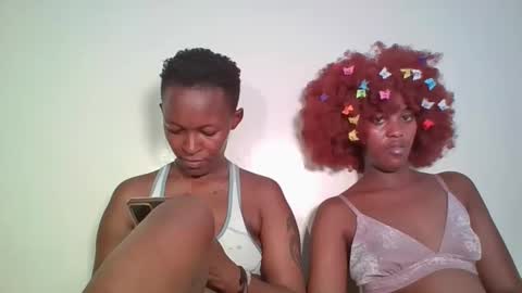 Snapshot of nipple_master11327 chatting on October 20, 12:37 am nipple_master11327 online show from October 20, 12:37 am