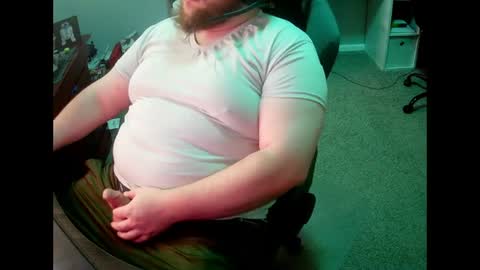 HungStepSon online show from August 2, 3:03 pm