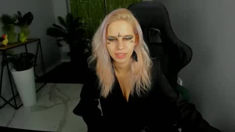 Nita online show from December 21, 2:29 am