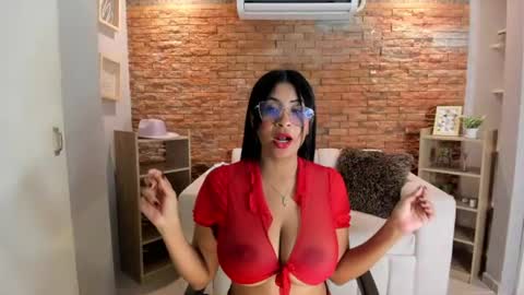 noa_joness online show from July 20, 10:00 pm